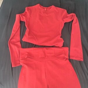 (Sold as a set ) SKIMS Christmas edition pant and long sleeve set!